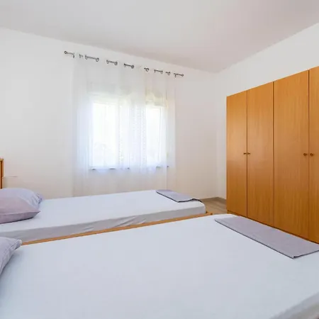 2 Bedroom In Krusevo (Zadar)