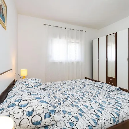 Vakantiehuis With Sea View 181 Kruševo
