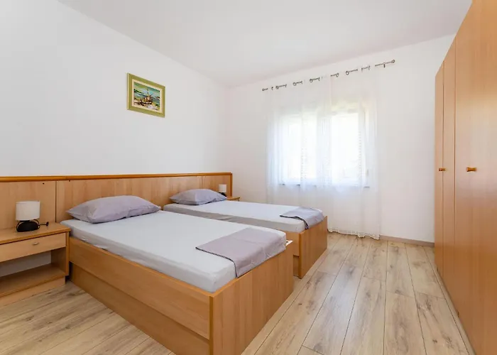 Дом отдыха With Sea View 181 Krusevo (Zadar)